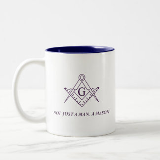 "Pas seulement un homme. Un Mason." Mug à deux ton
