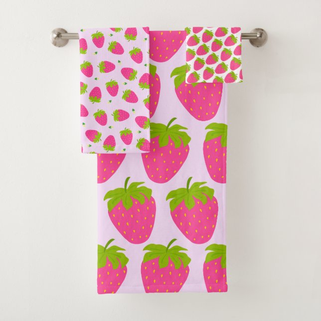 Pastel aux fraises rose (En situation)