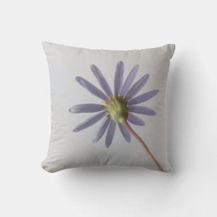 Pastel Blue Daisy Flower Cushion Lisse Oreiller