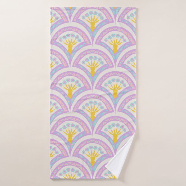 Pastel coloured shell pattern bath towel (Bath Towel)