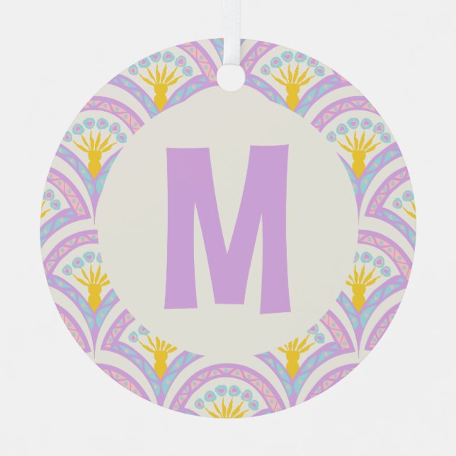 Pastel coloured shell pattern metal ornament (Front)