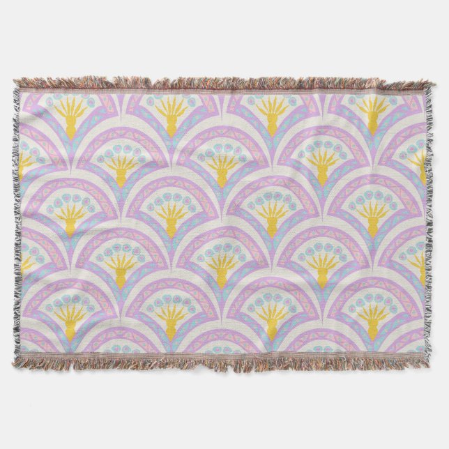 Pastel coloured shell pattern throw blanket (Front)