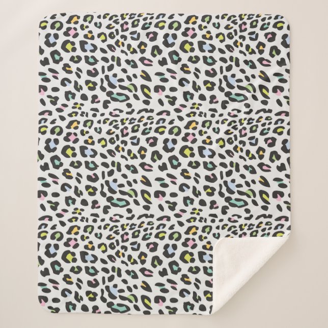 Pastel Leopard Spot Pattern Sherpa Blanket (Front)