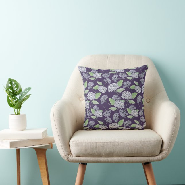 Pastel Light Purple Watercolor Hydrangea Flowers  Throw Pillow (Chair)
