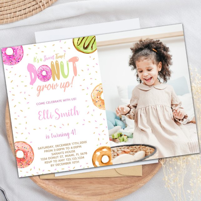 Pastel Pink Donut Anniversaire Invitations avec ph (Pastel Pink Donut Birthday Invitations with photo)