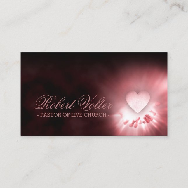 Pasteur de coeur vivant d'église dans la carte de (Devant)
