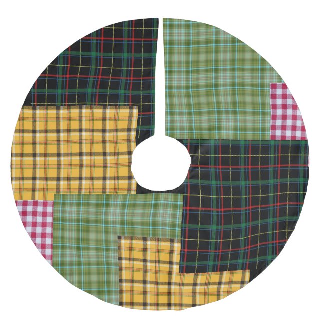 Patchwork Plaid Holiday Tree Skirt (Front)
