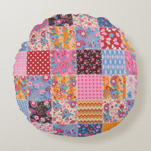 Patchwork seamless, cute fabric pattern. round pillow (Front)
