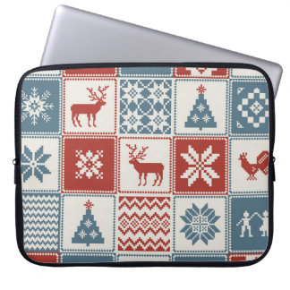 Patchwork Style: Christmas Ornamental Pattern Laptop Sleeve