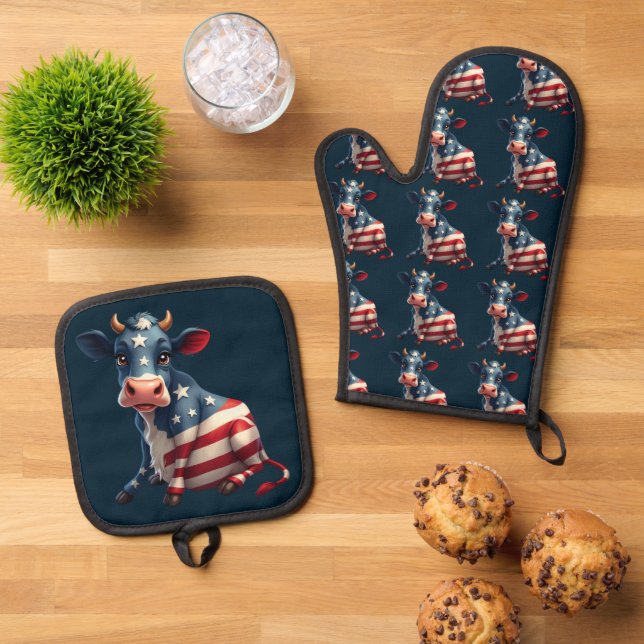 Patriotic American Flag Cow Illustration Oven Mitt & Pot Holder Set (Top Down)