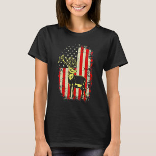Patriotic Camo American Flag Deer Hunter Hunting T-Shirt