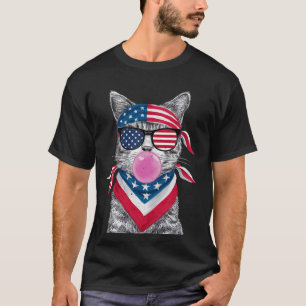 Patriotic Cat Blowing Bubble 4th July US Flag Cat T-Shirt