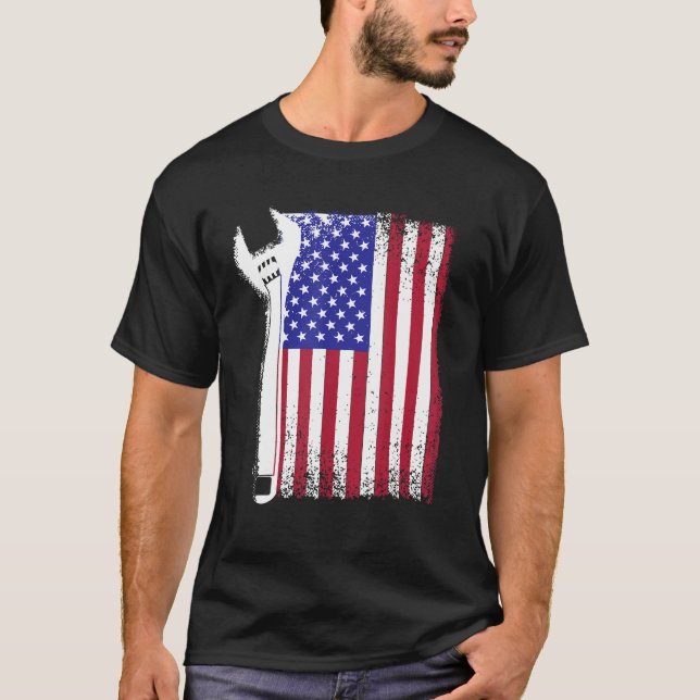 Patriotic CNC Machine Operator American US Flag Ma T-Shirt (Front)