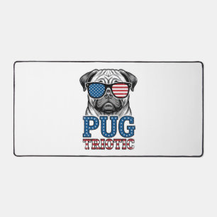 Patriotic Pug Vintage Engraving Shirt Design_1 Desk Mat