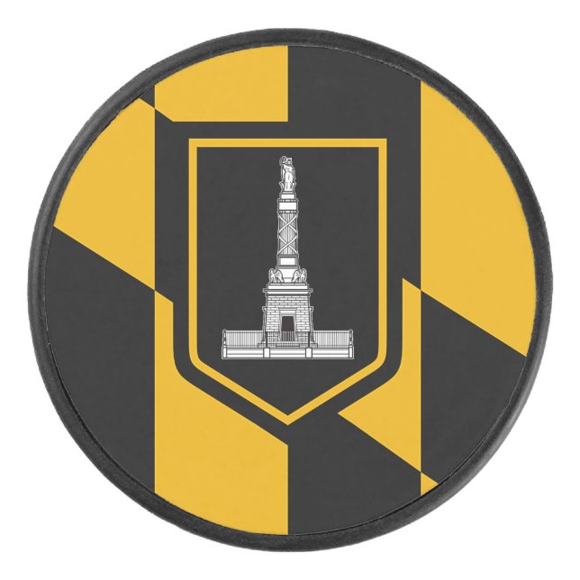 Patriotique hockeyeur avec drapeau de Baltimore. (Devant)