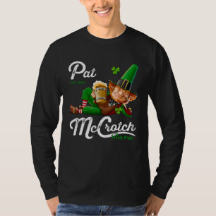 Pats Mccrotch Irish Pub Leprechaun St Patricks Da T-Shirt