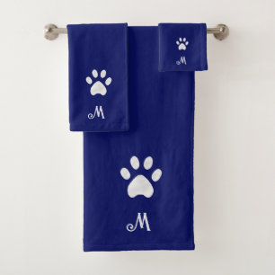 Patte de compagnie & monogramme sur serviette de b