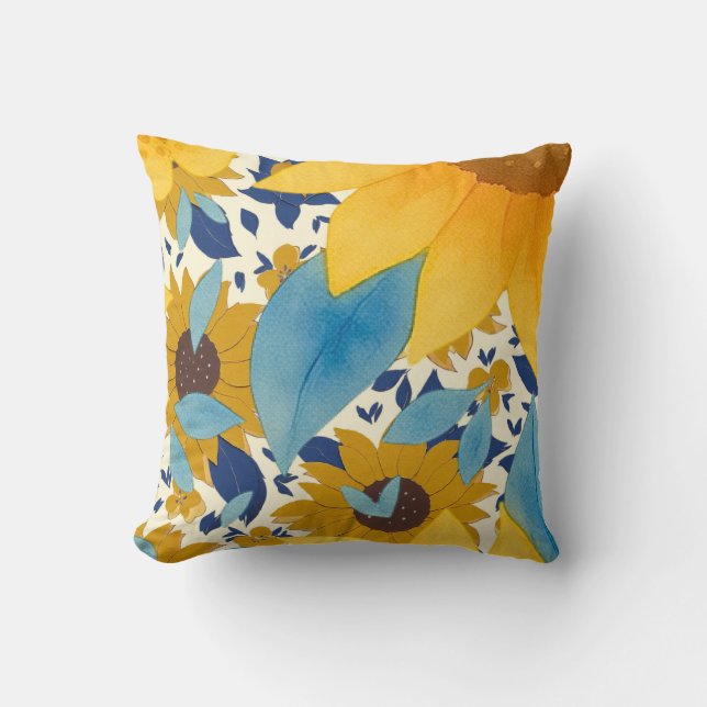 PATTERN DESIGN THROW PILLOW (Front)