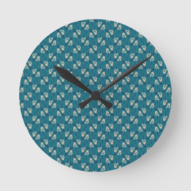 pattern displaying birds round clock (Front)
