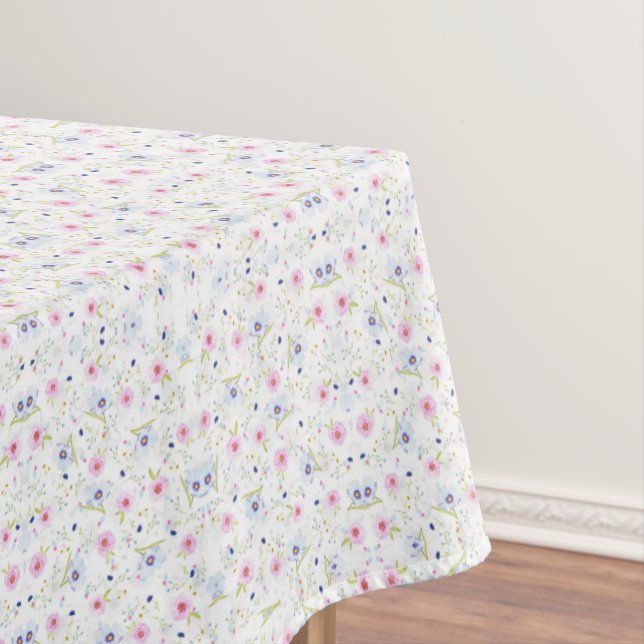 Pattern Floral Tablecloth (In Situ)
