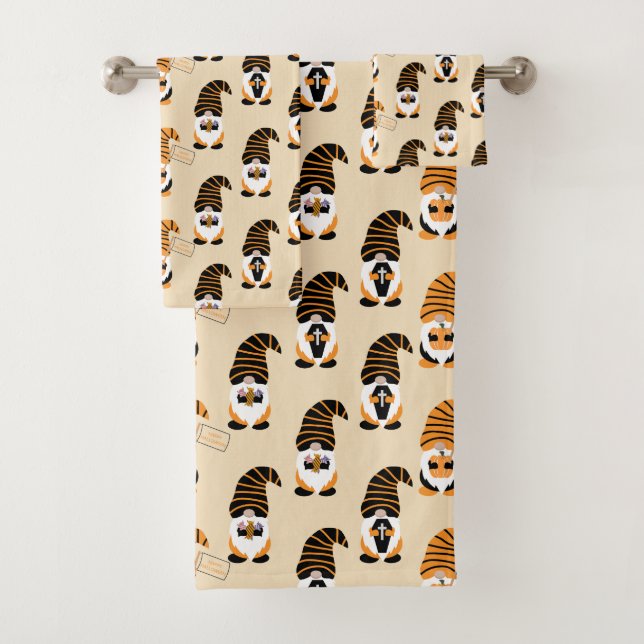 Pattern Of Gnomes, Halloween Gnomes Trick Or Treat Bath Towel Set (Insitu)