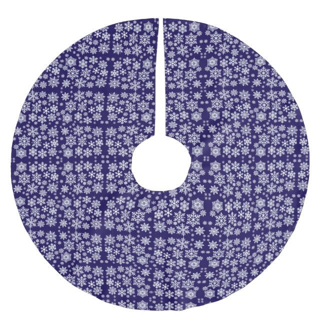 Pattern With snowflakes Brushed Polyester Tree Skirt (Front)