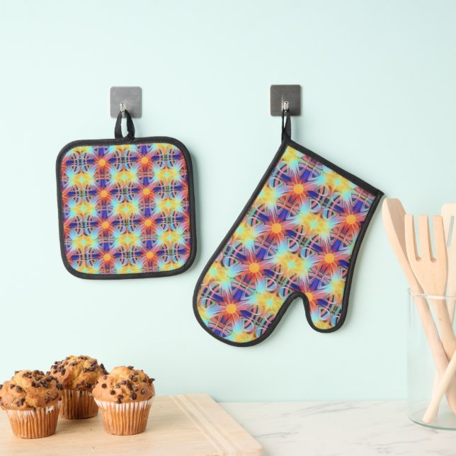 Patterns of Light Boho Oven Mitt & Pot Holder Set (Insitu(Hanging))