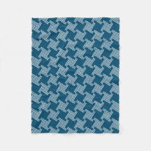Paws-for-Comfort Houndstooth Fleece Blanket