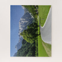 Paysage de puzzle de la Slovénie - la vallée de