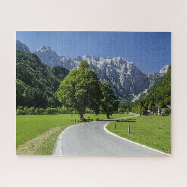 Paysage de puzzle de la Slovénie - la vallée de (Horizontal)