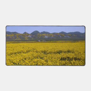 Paysage de terrain Fleur sauvage jaune