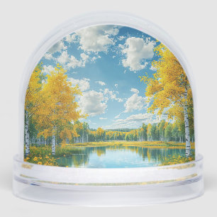 Paysage serein de lac panoramique avec arbre jaune