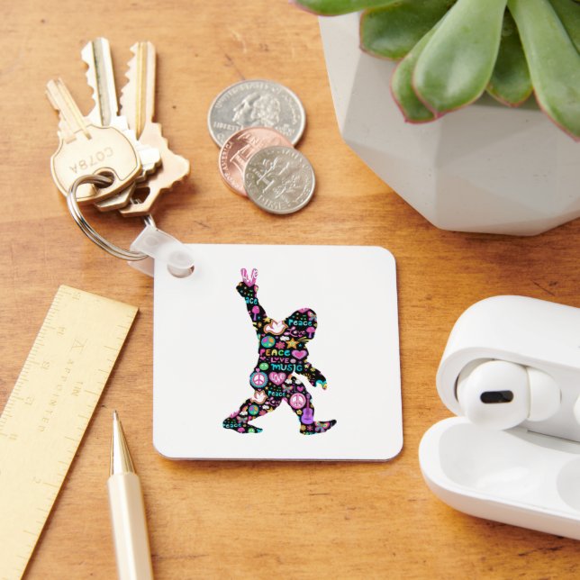 Peace Love Bigfoot Hippie Funny Bigfoot Lover      Keychain (Desk)