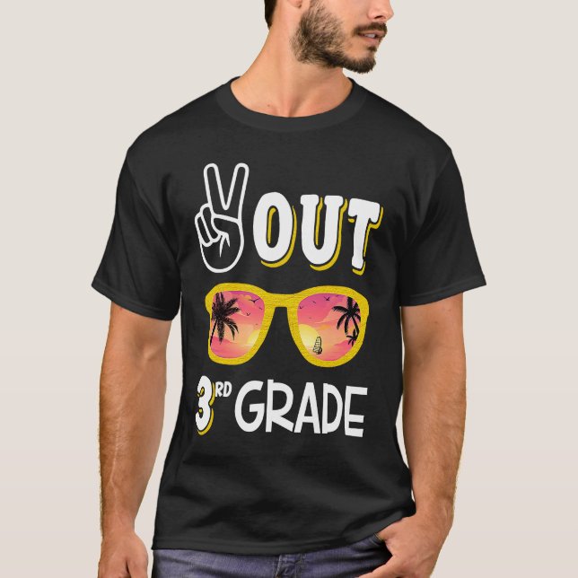 Peace Out 2nd Grade  For 2nd Grade Graduation T-Shirt (Front)