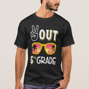 Peace Out 5th Grade  For 5th Grade Graduation T-Shirt