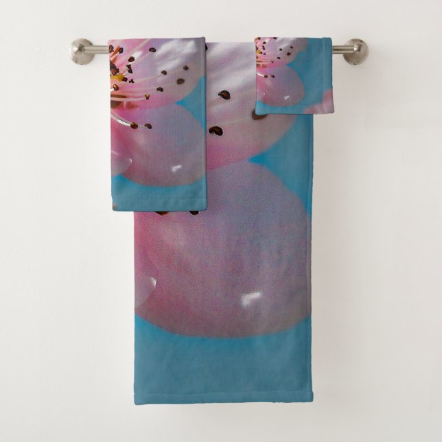 Peach Blossom Branch and Blue Sky Bath Towel Set (Insitu)