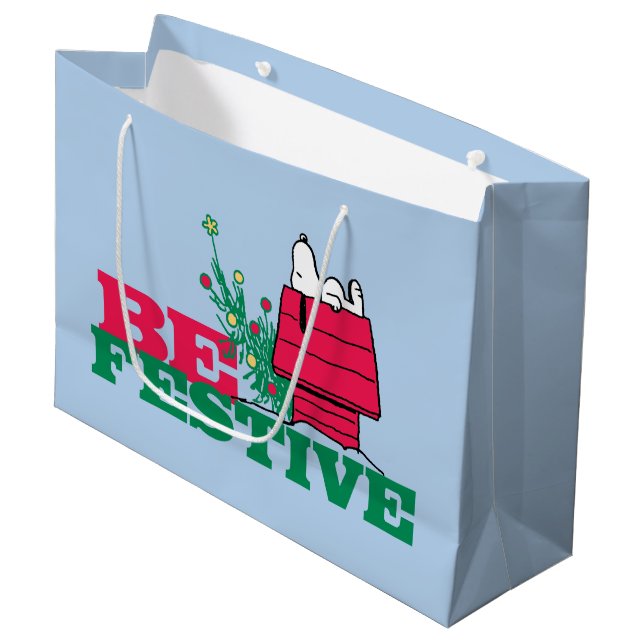 Peanuts | Be Festive Large Gift Bag (Front Angled)