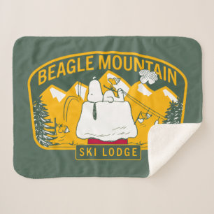 Peanuts   Beagle Mountain Ski Lodge Pet Sherpa Blanket
