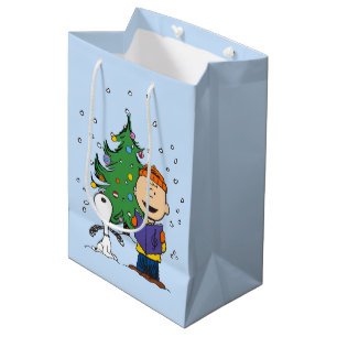 Peanuts   Christmas Caroling Medium Gift Bag
