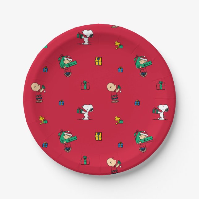 Peanuts | Christmas Gift Giving Red Paper Plate (Front)