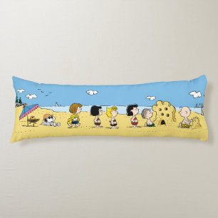 Peanuts   Day at the Beach Body Pillow