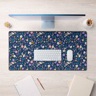 Peanuts In Bloom Pattern Desk Mat