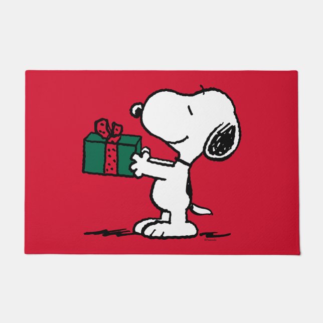 Peanuts | Snoopy Christmas Gift Giver Doormat (Front)
