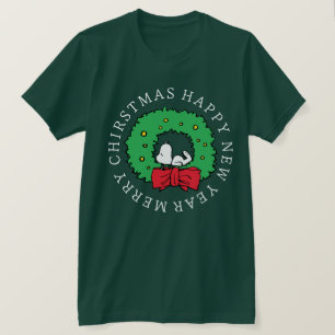 Peanuts   Snoopy Christmas Wreath T-Shirt