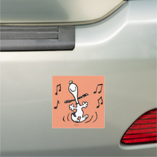 Peanuts   Snoopy Dancing Car Magnet