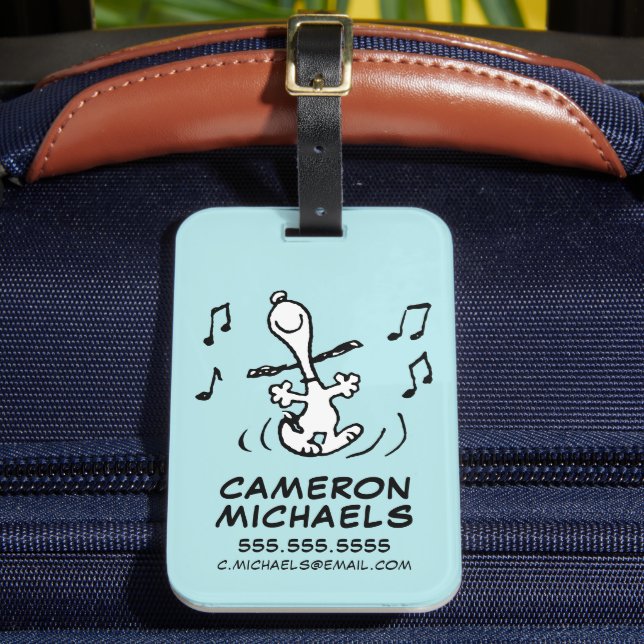 Peanuts | Snoopy Dancing Luggage Tag (Front Insitu 2)