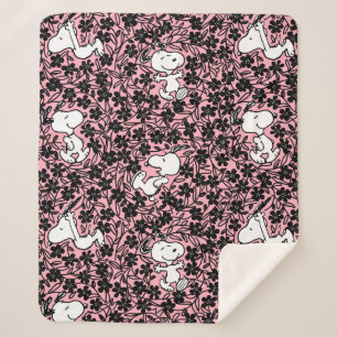 Peanuts   Snoopy Flower Vine Pattern Sherpa Blanket