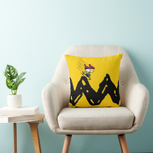 Peanuts   Snoopy & Linus Sled Ride Throw Pillow