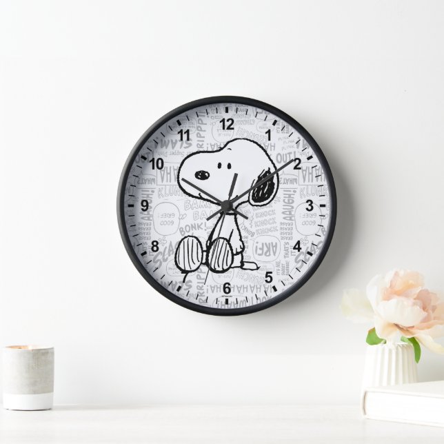 PEANUTS | Snoopy on Black White Comics Clock (Home)