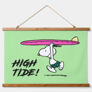 Peanuts   Snoopy Running to the Surf Hanging Tapestry